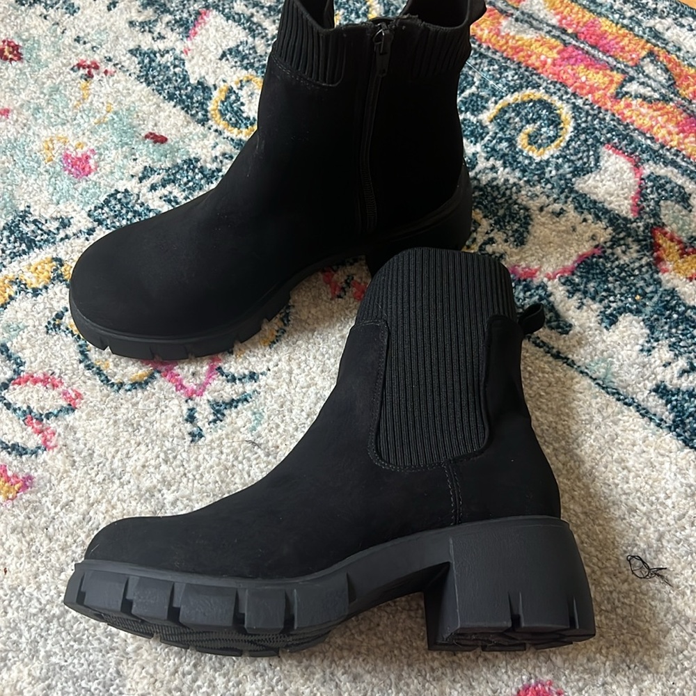 Black boots